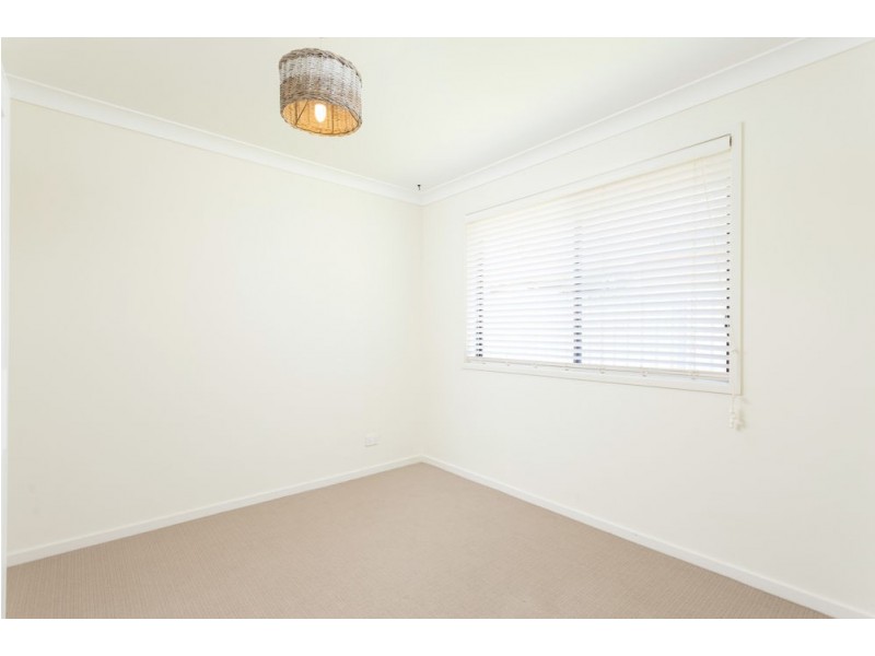 26 Gannet Crescent, Old Bar NSW 2430