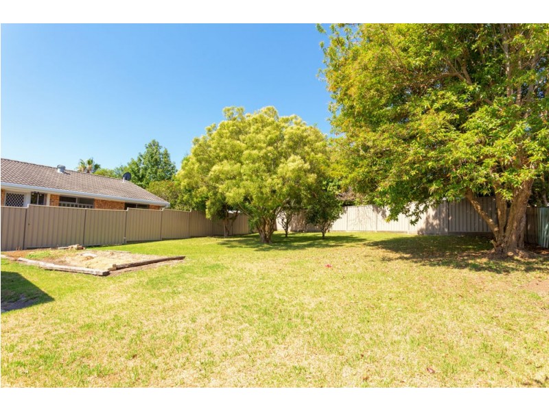 26 Gannet Crescent, Old Bar NSW 2430