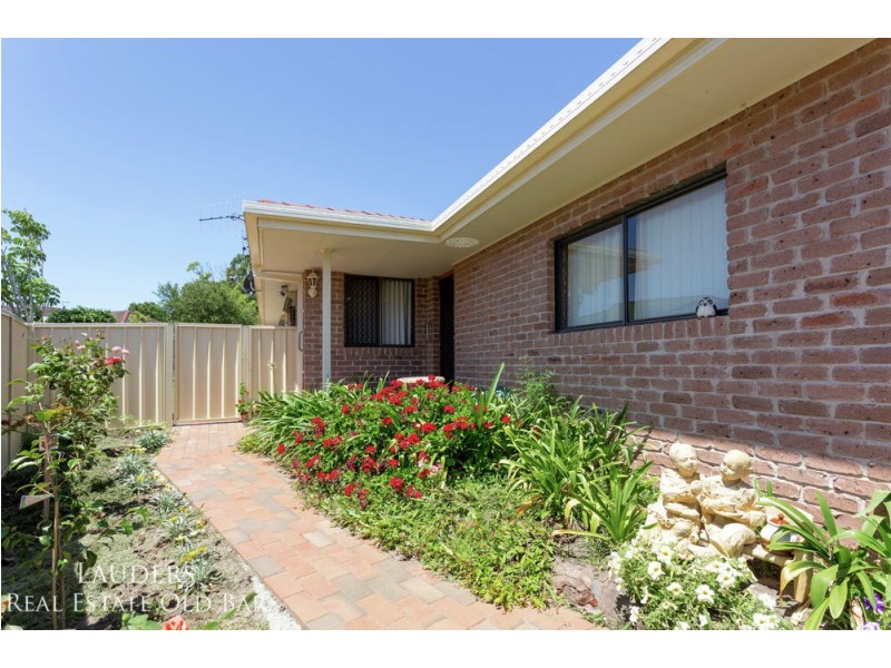 2/23 Casuarina Close, Old Bar NSW 2430