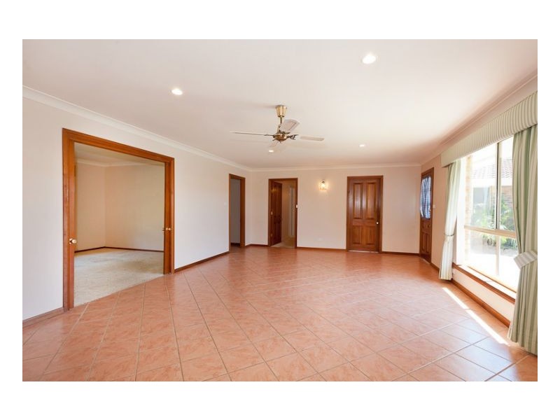 19 Harrogate Lane, Old Bar NSW 2430