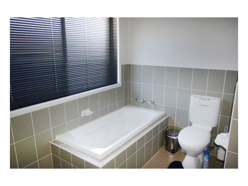 55 Bluehaven Drive, Old Bar NSW 2430