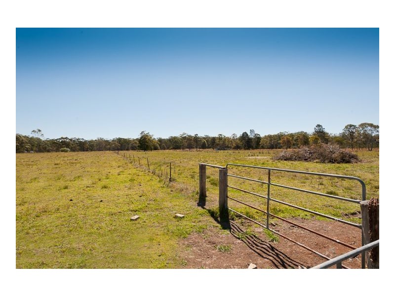 19 Harrogate Lane, Old Bar NSW 2430