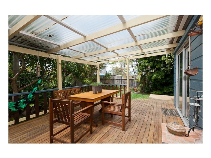 4 David Street, Old Bar NSW 2430