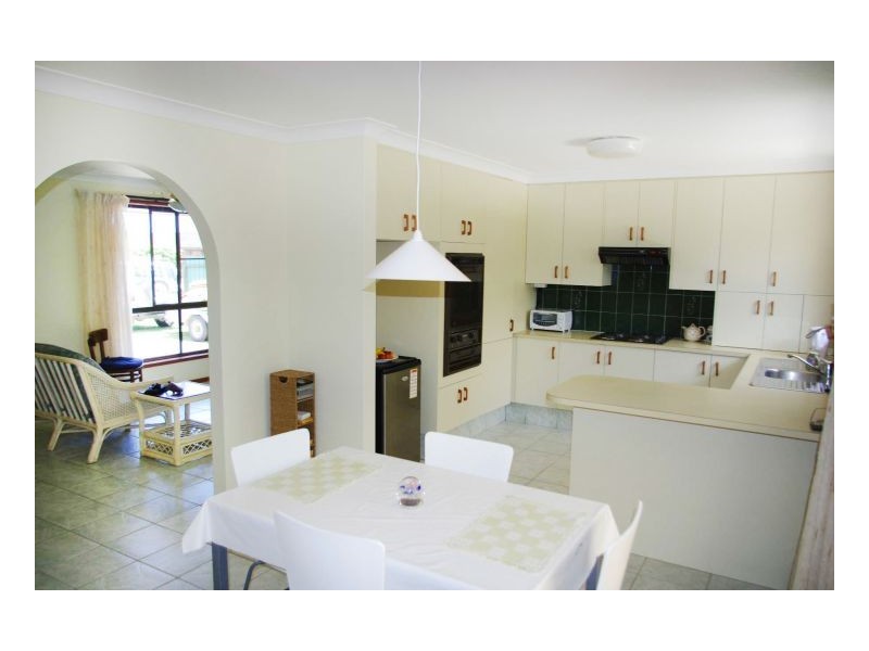 11 Casuarina Close, Old Bar NSW 2430