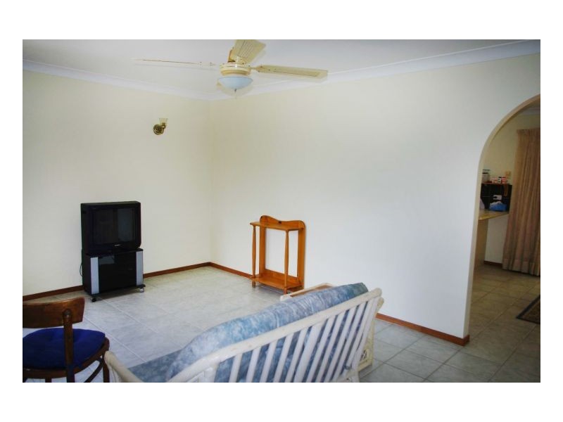 11 Casuarina Close, Old Bar NSW 2430