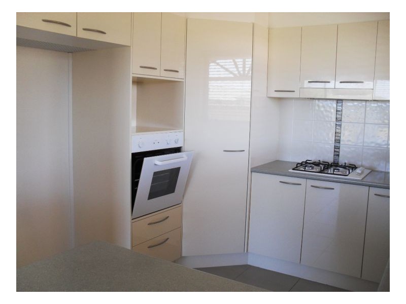 1 Yellowfin Avene, Old Bar NSW 2430