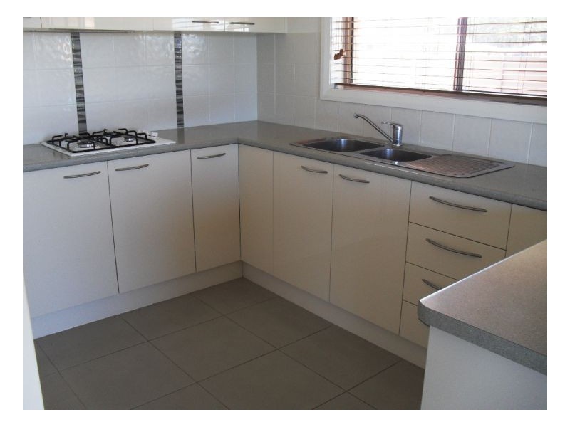 1 Yellowfin Avene, Old Bar NSW 2430