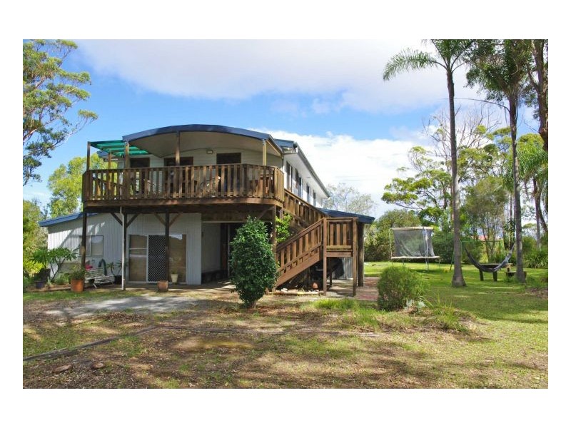 25 Banyula Drive, Old Bar NSW 2430