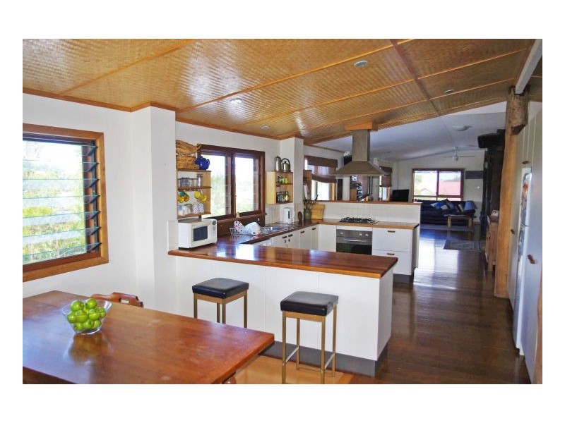 25 Banyula Drive, Old Bar NSW 2430