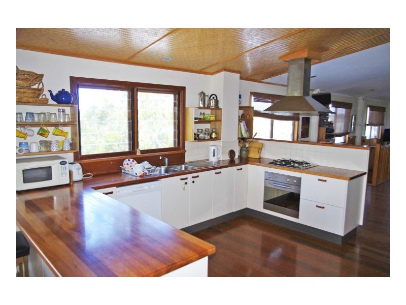 25 Banyula Drive, Old Bar NSW 2430