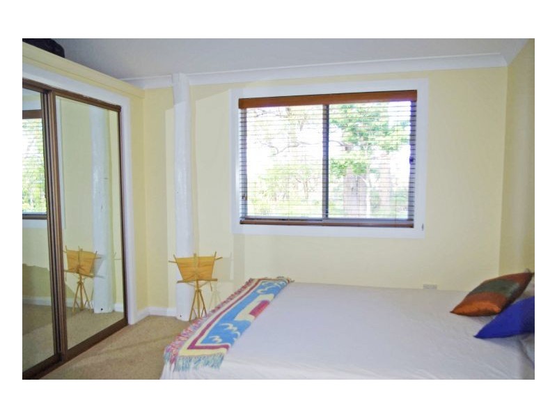 25 Banyula Drive, Old Bar NSW 2430