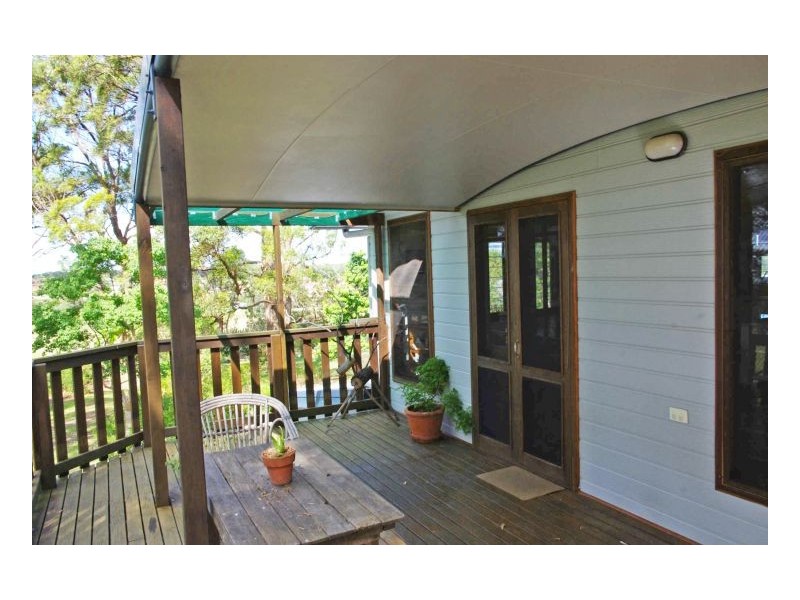 25 Banyula Drive, Old Bar NSW 2430