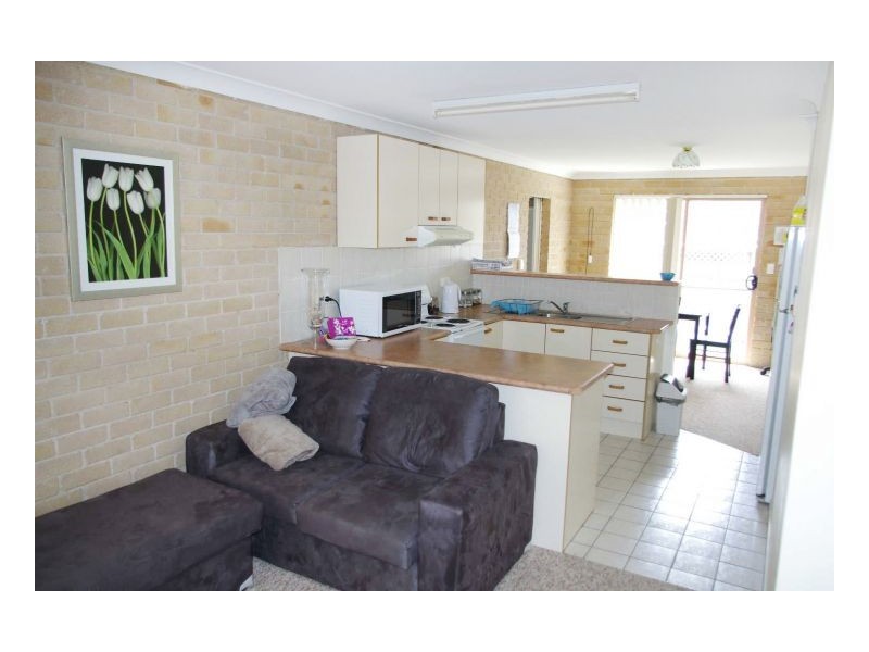 31 Clerke Street, Old Bar NSW 2430