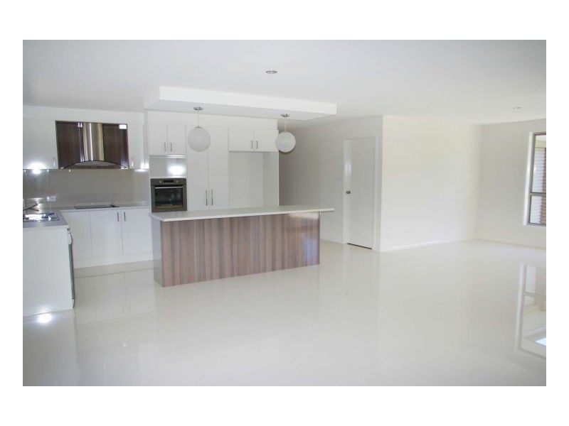 46 Albatross Way, Old Bar NSW 2430