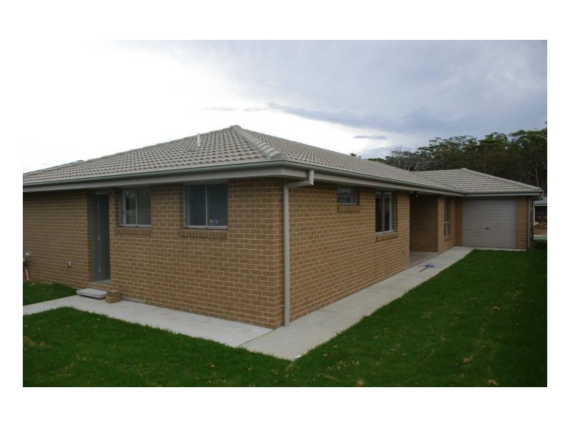 46 Albatross Way, Old Bar NSW 2430