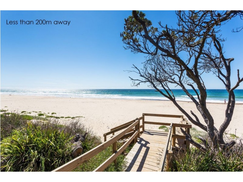 1/11 Lewis Street, Old Bar NSW 2430