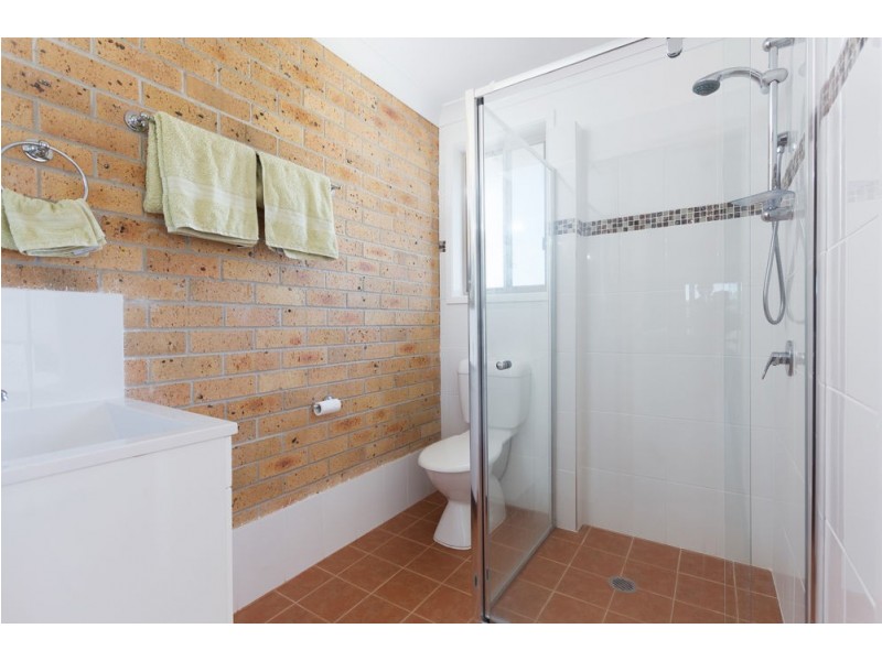 1/11 Lewis Street, Old Bar NSW 2430