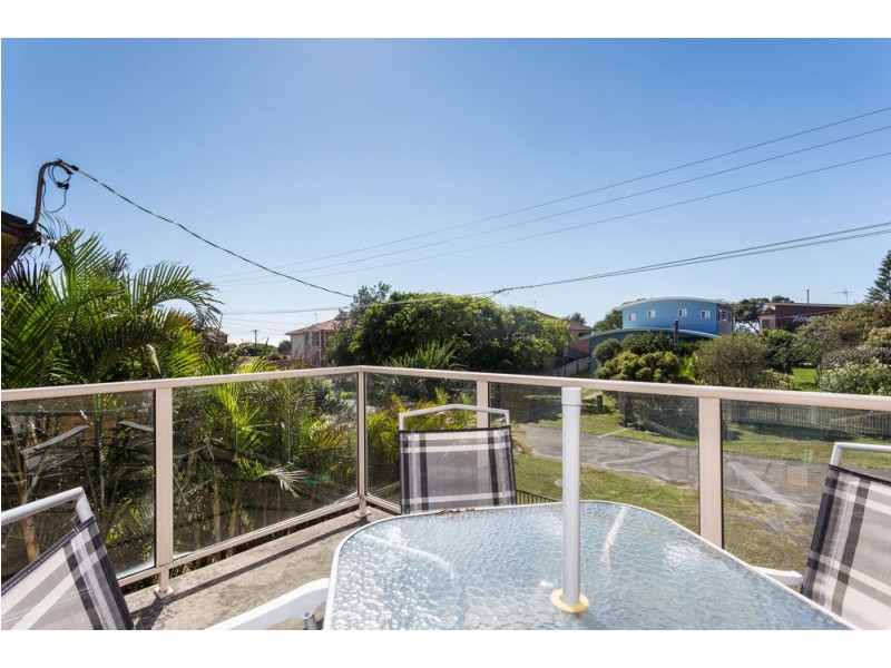 1/11 Lewis Street, Old Bar NSW 2430