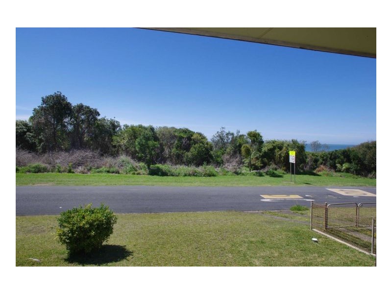23 Ungala Road, Old Bar NSW 2430