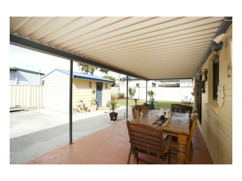 6 Waterman Street, Old Bar NSW 2430