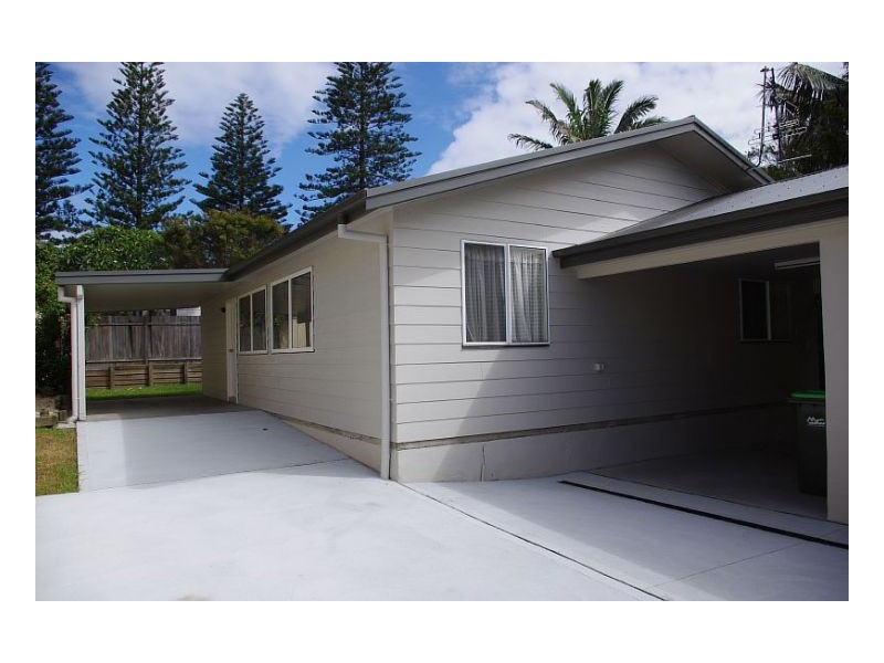 2/26 George Street, Old Bar NSW 2430