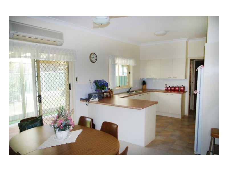 35 Medowie Road, Old Bar NSW 2430