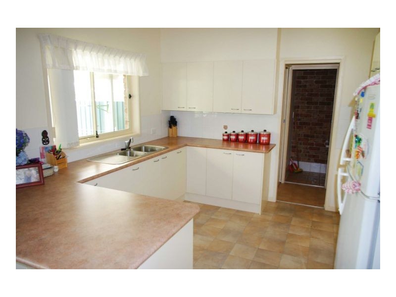 35 Medowie Road, Old Bar NSW 2430