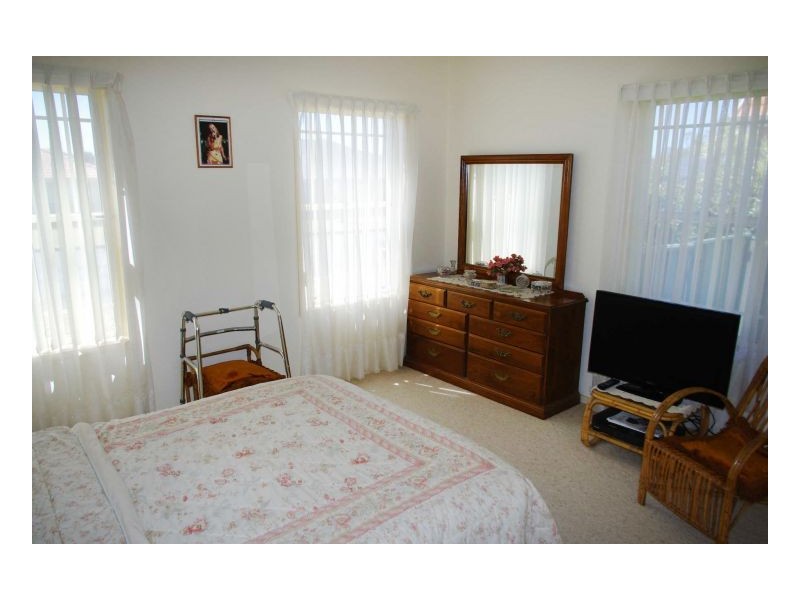 35 Medowie Road, Old Bar NSW 2430