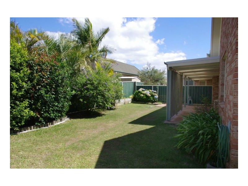 35 Medowie Road, Old Bar NSW 2430