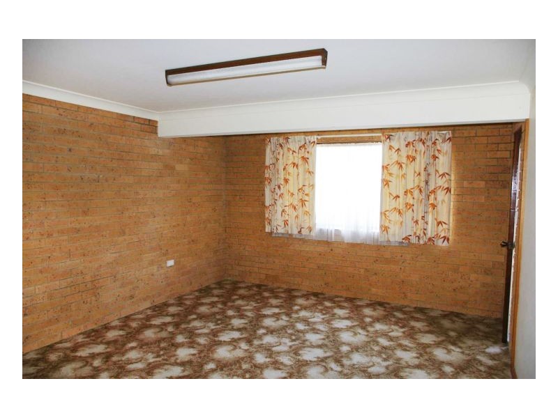 5 Lewis Street, Old Bar NSW 2430