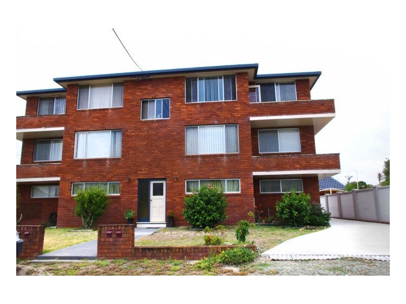 4/30 Manning Street, Manning Point NSW 2430