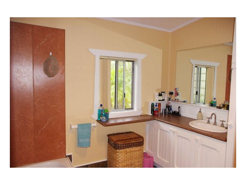 39 Sarah Close, Old Bar NSW 2430