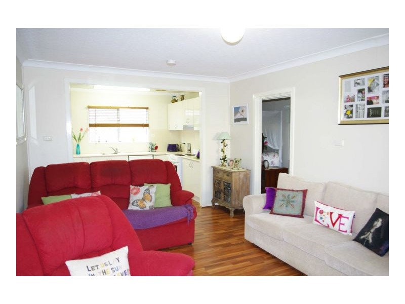 32 Smith Street, Old Bar NSW 2430