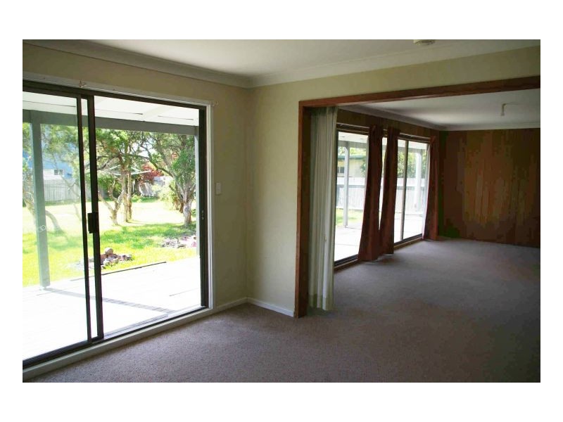 44 Ocean Drive, Wallabi Point NSW 2430