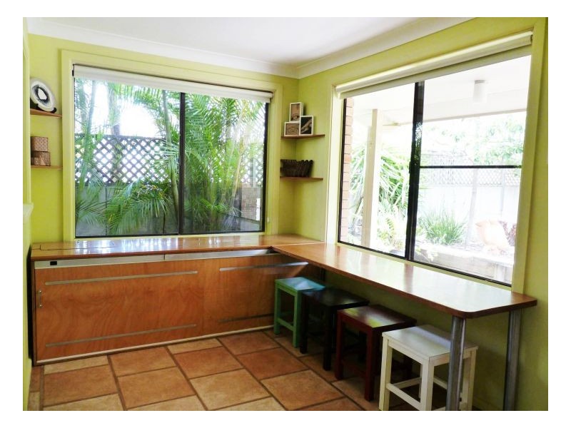 9 Banyula Drive, Old Bar NSW 2430