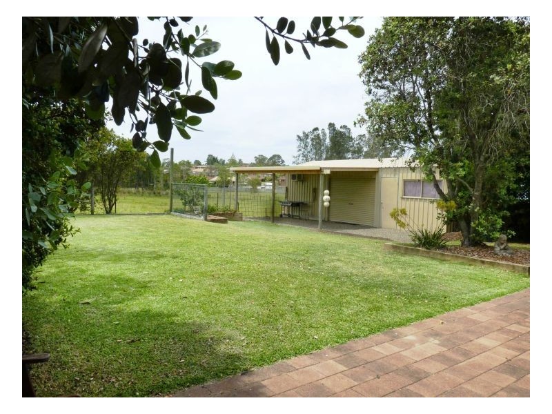 9 Banyula Drive, Old Bar NSW 2430