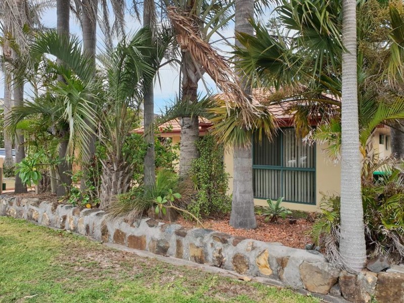 1/32 Hall Street, Old Bar NSW 2430