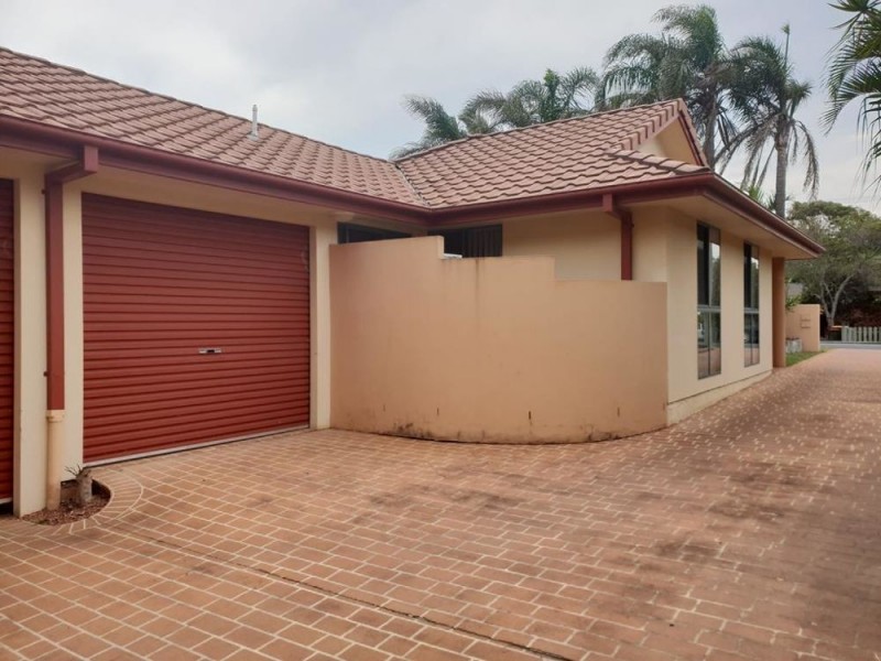 1/32 Hall Street, Old Bar NSW 2430