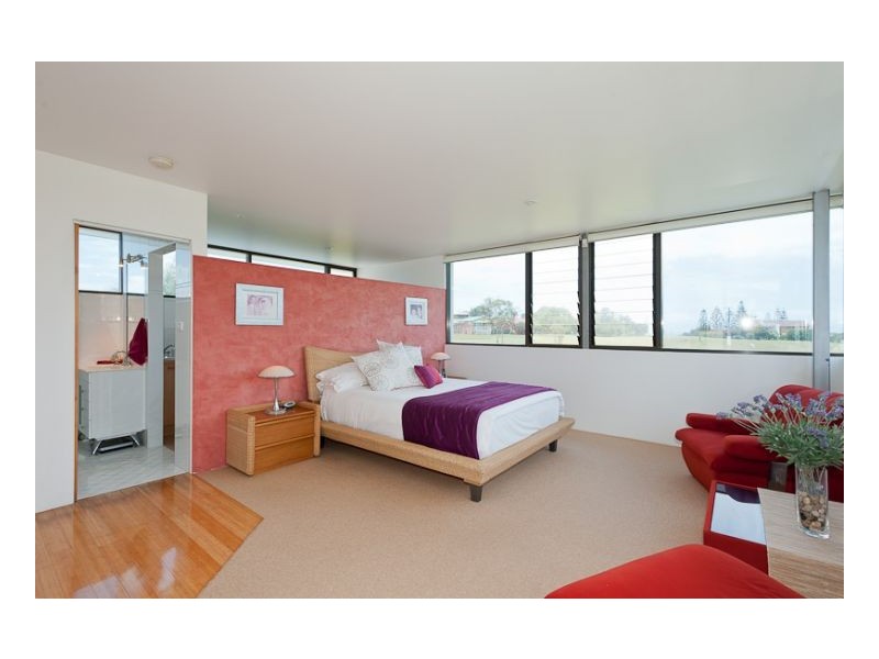 3 Seaspray Circuit, Wallabi Point NSW 2430