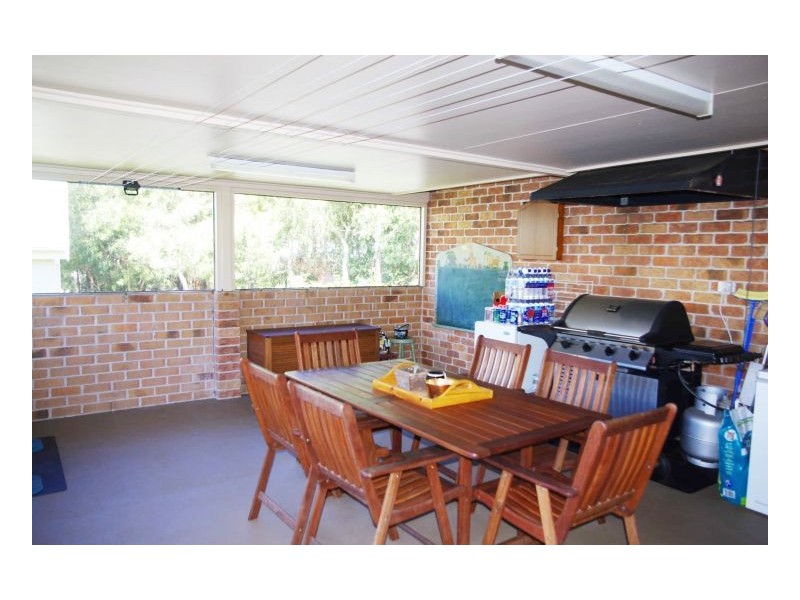 3 Eucalypt Close, Old Bar NSW 2430