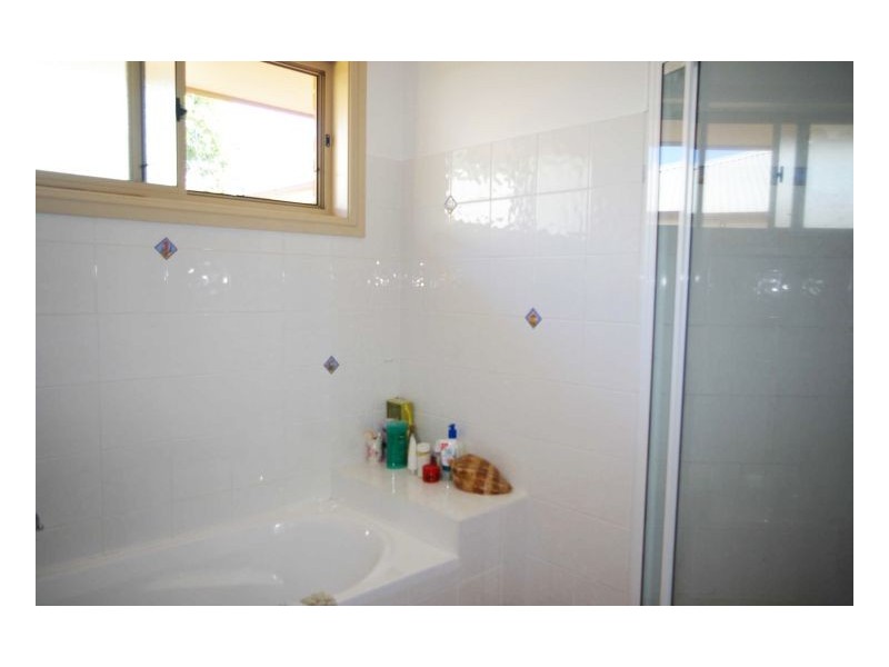 3 Eucalypt Close, Old Bar NSW 2430