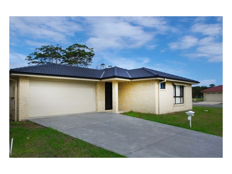 1 Marlin Court, Old Bar NSW 2430