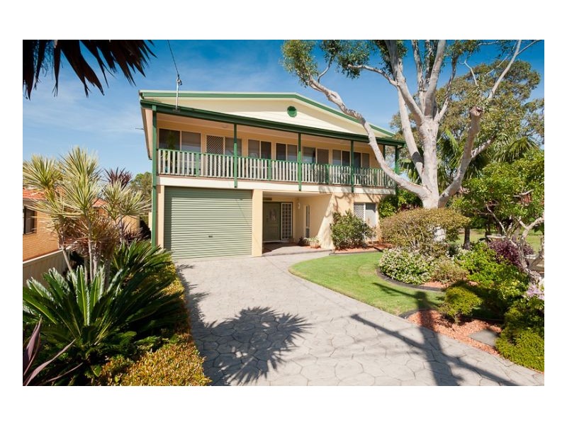 32 Richardson Street, Old Bar NSW 2430