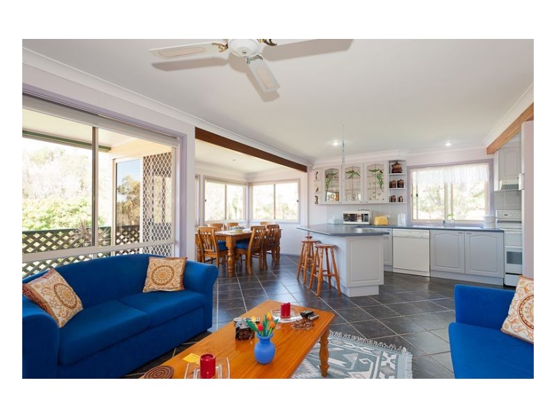 32 Richardson Street, Old Bar NSW 2430