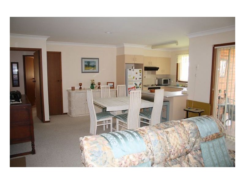 3/89 Old Bar Road, Old Bar NSW 2430