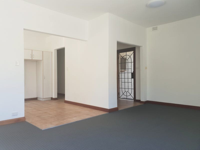 1/10 Ann Street, Marrickville NSW 2204