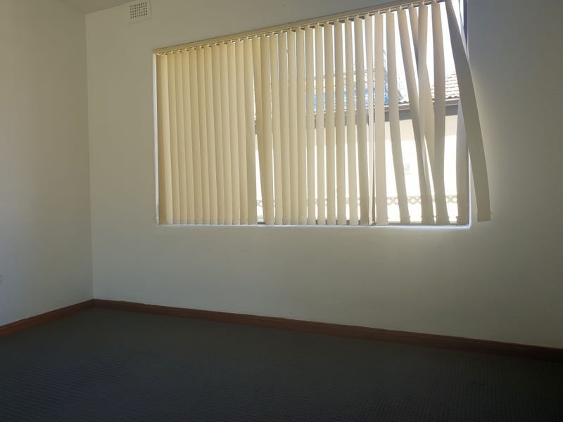 1/10 Ann Street, Marrickville NSW 2204