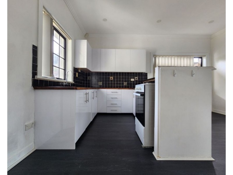 16 Olive Crescent, Peakhurst NSW 2210