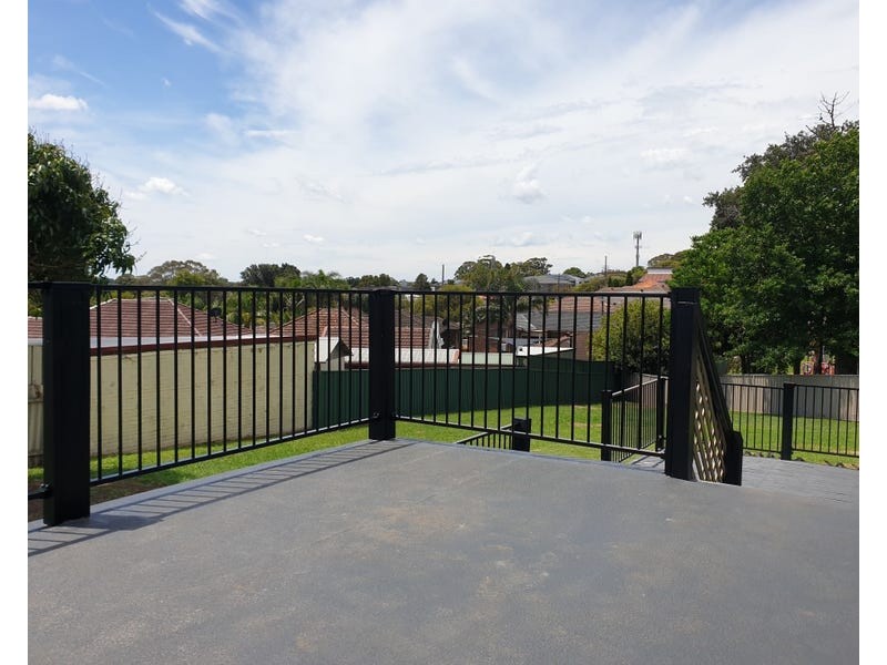 16 Olive Crescent, Peakhurst NSW 2210