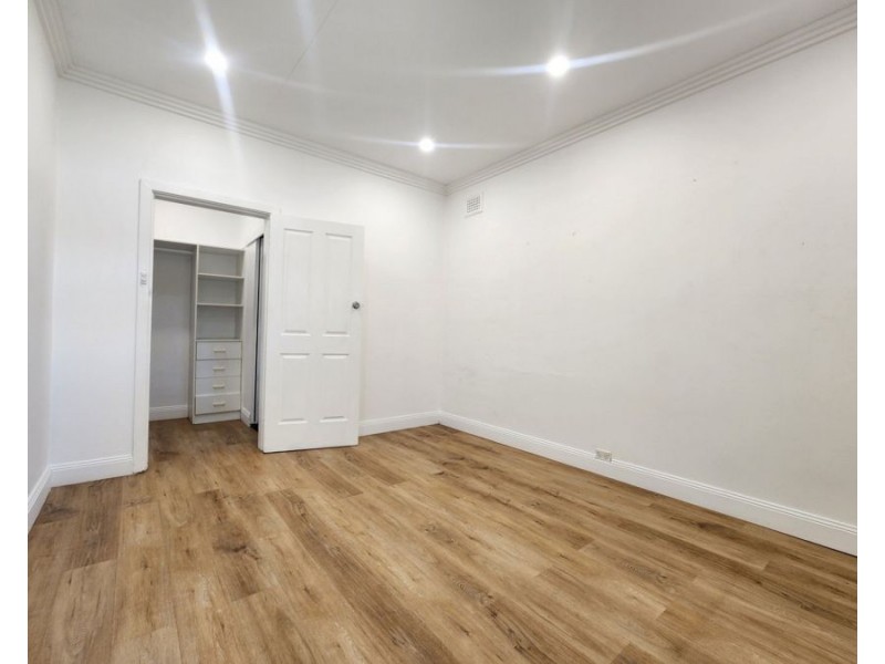 16 Olive Crescent, Peakhurst NSW 2210